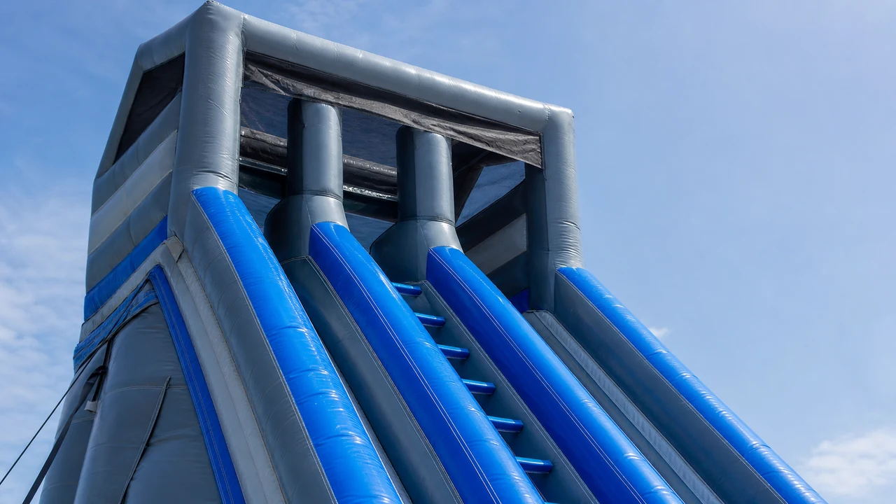 Adult Inflatable Water Slide Guide: XL & Resort-Grade Units for Big Sites