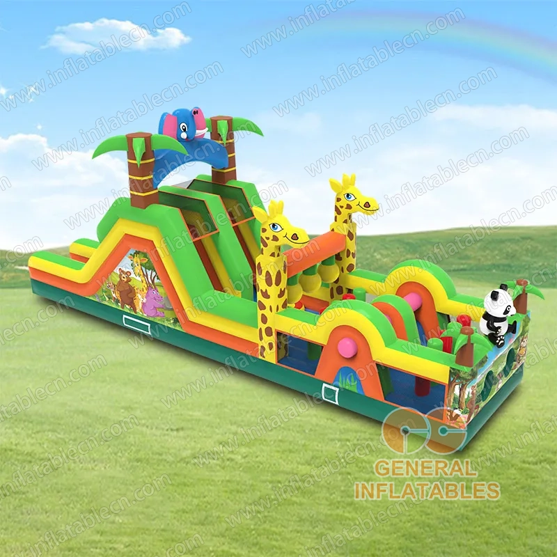 دورة العقبات في الغابة